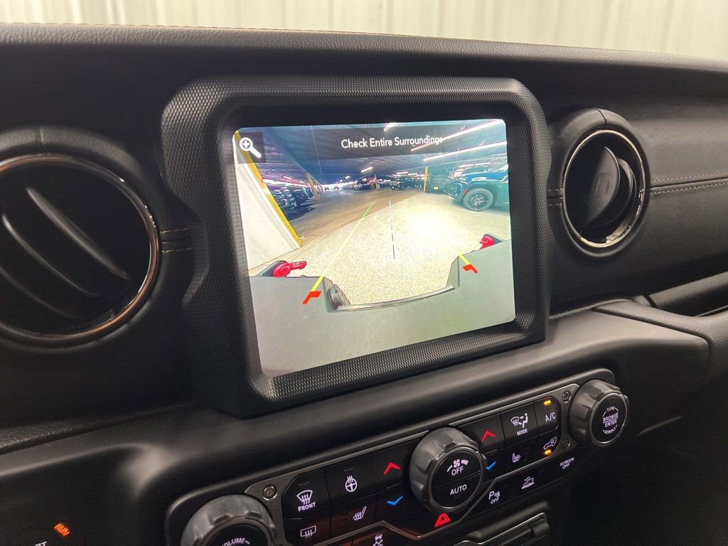 Used 2021 Jeep Gladiator Overland AWD/4WD image 19