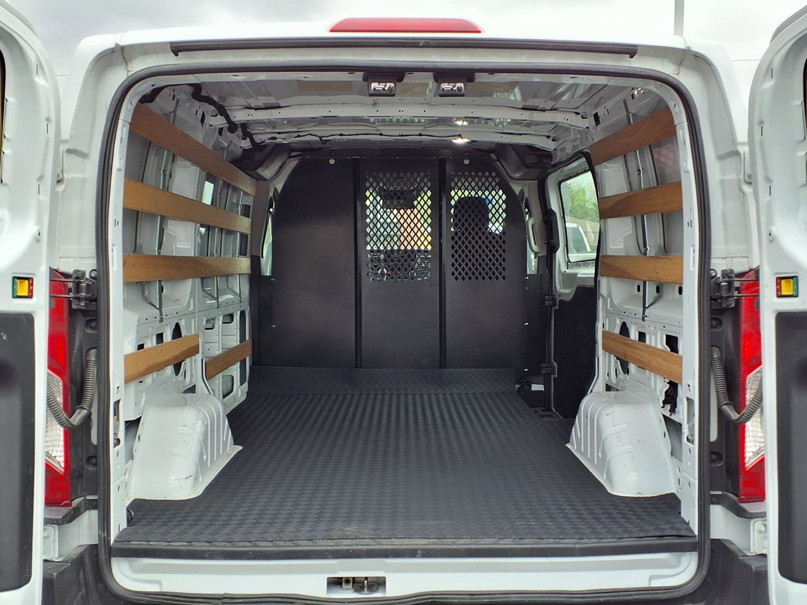 Used 2024 Ford Transit 250 Low Roof w/ Exterior Upgrade Package RWD image 9