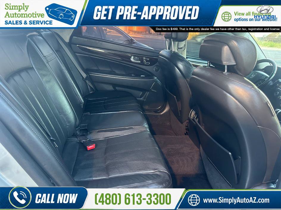 Used 2011 Hyundai Equus Signature RWD image 16