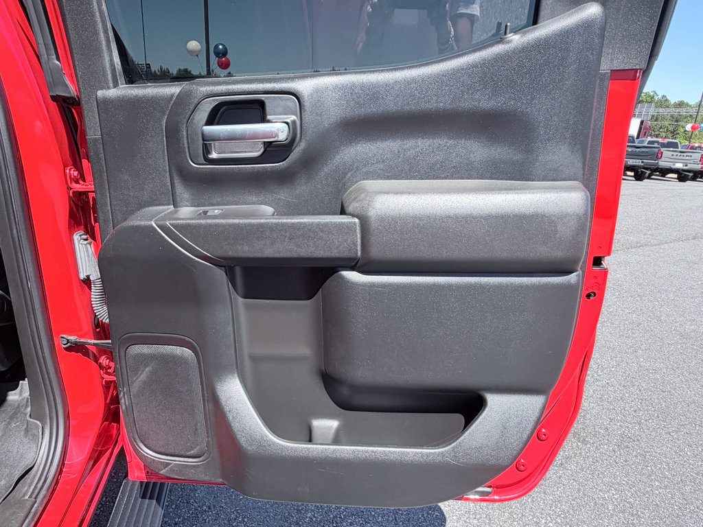 Used 2021 Chevrolet Silverado 1500 Custom Trail Boss w/ LPO, Dark Essentials Package AWD/4WD image 27