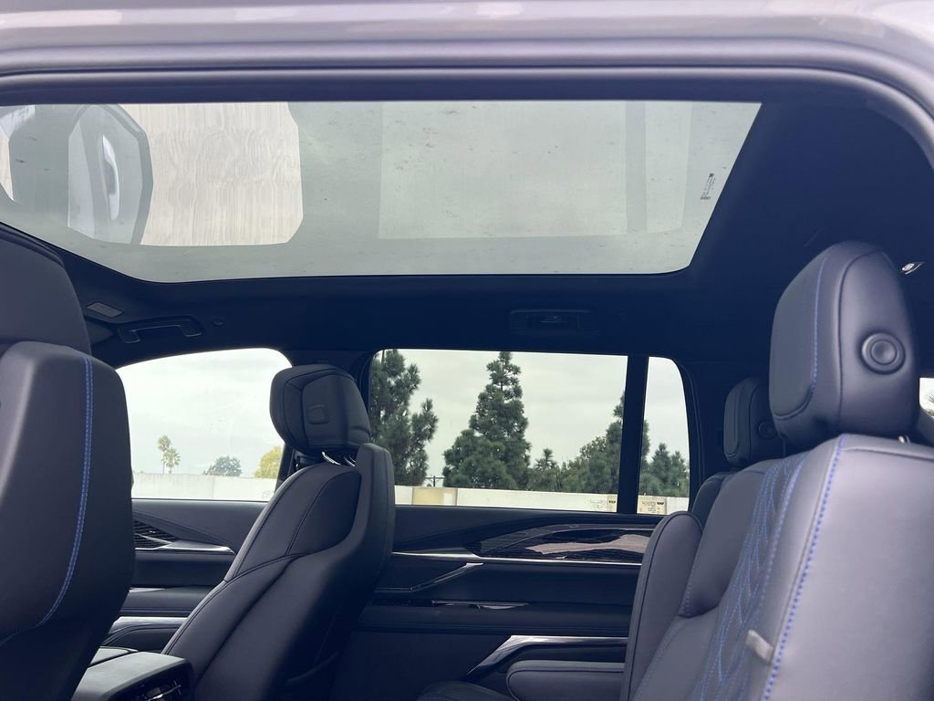New 2026 Cadillac Escalade IQL Luxury image 29