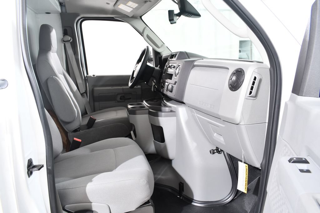 New 2026 Ford E-350 and Econoline 350 Super Duty w/ Power Equipment Group RWD image 10