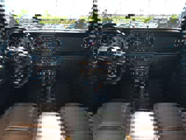 Used 2021 Jeep Gladiator Overland w/ Popular Equipment Package image 14