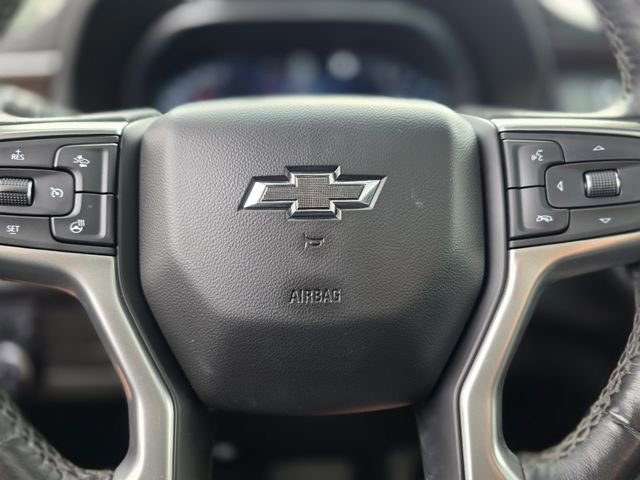 Used 2022 Chevrolet Suburban Z71 w/ Luxury Package AWD/4WD image 30