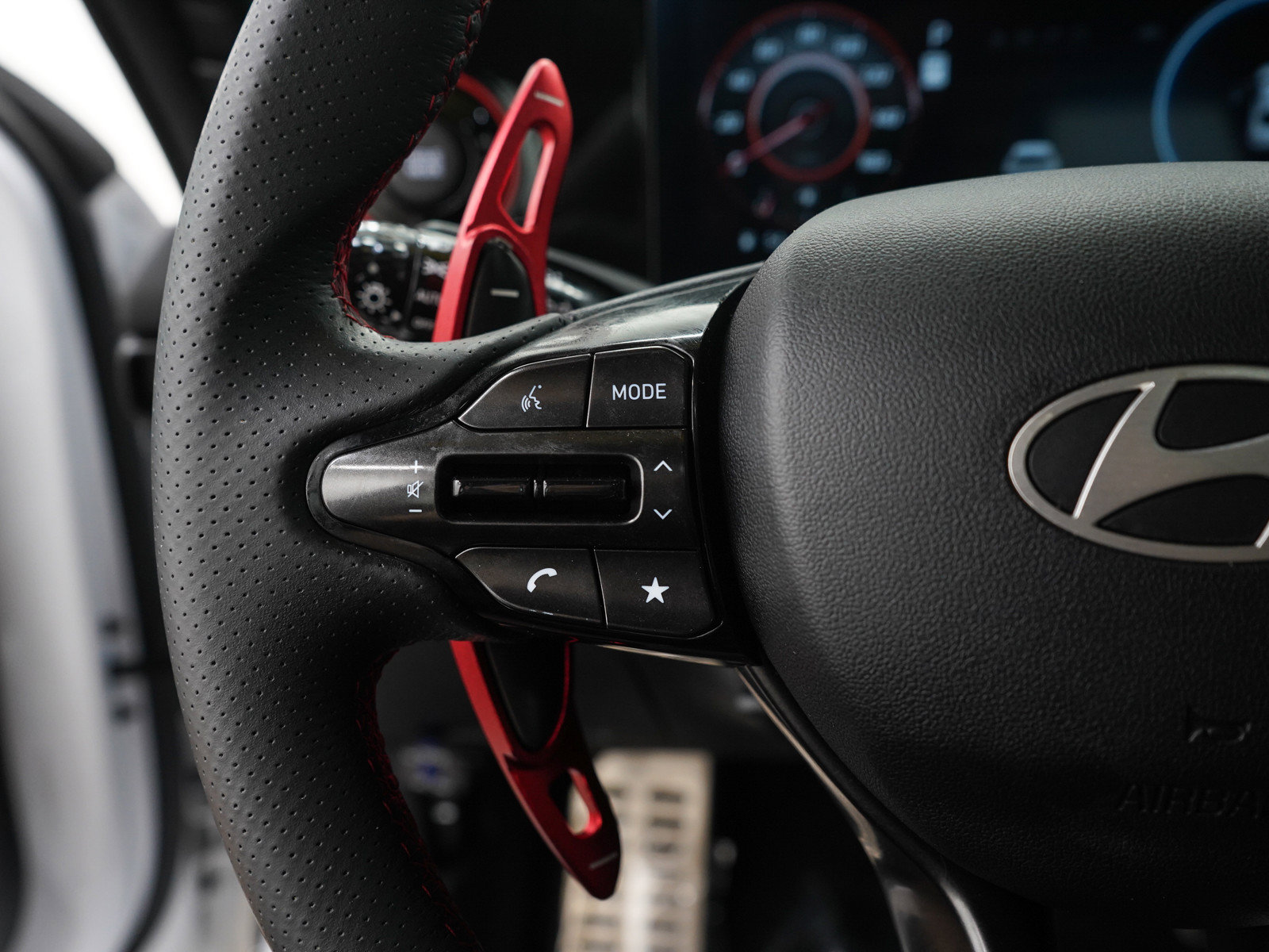 Used 2025 Hyundai Elantra N Line FWD image 28
