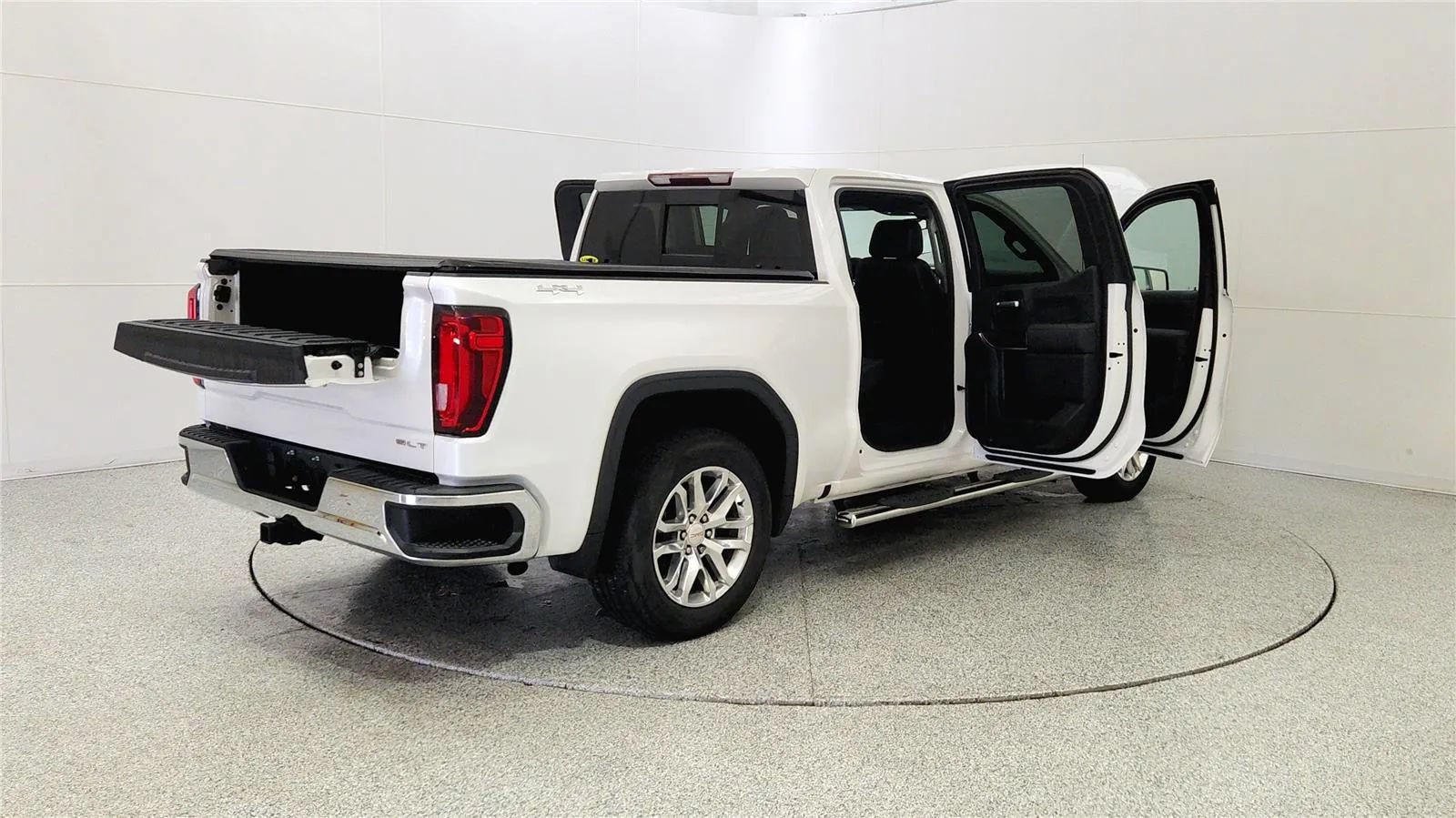 Used 2020 GMC Sierra 1500 SLT w/ SLT Convenience Package AWD/4WD image 12