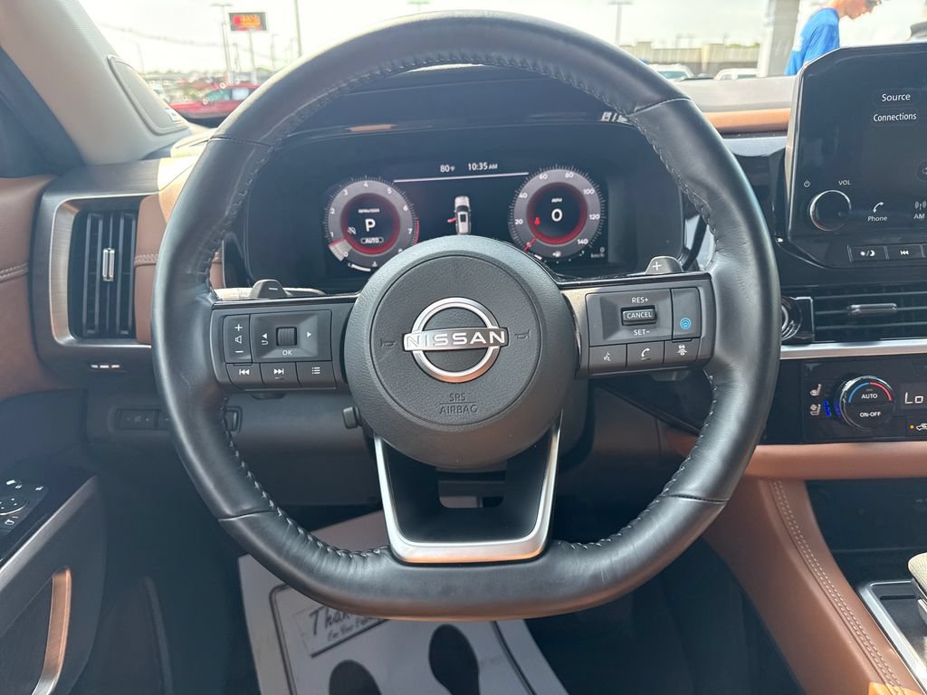 Used 2023 Nissan Pathfinder Platinum AWD/4WD image 18
