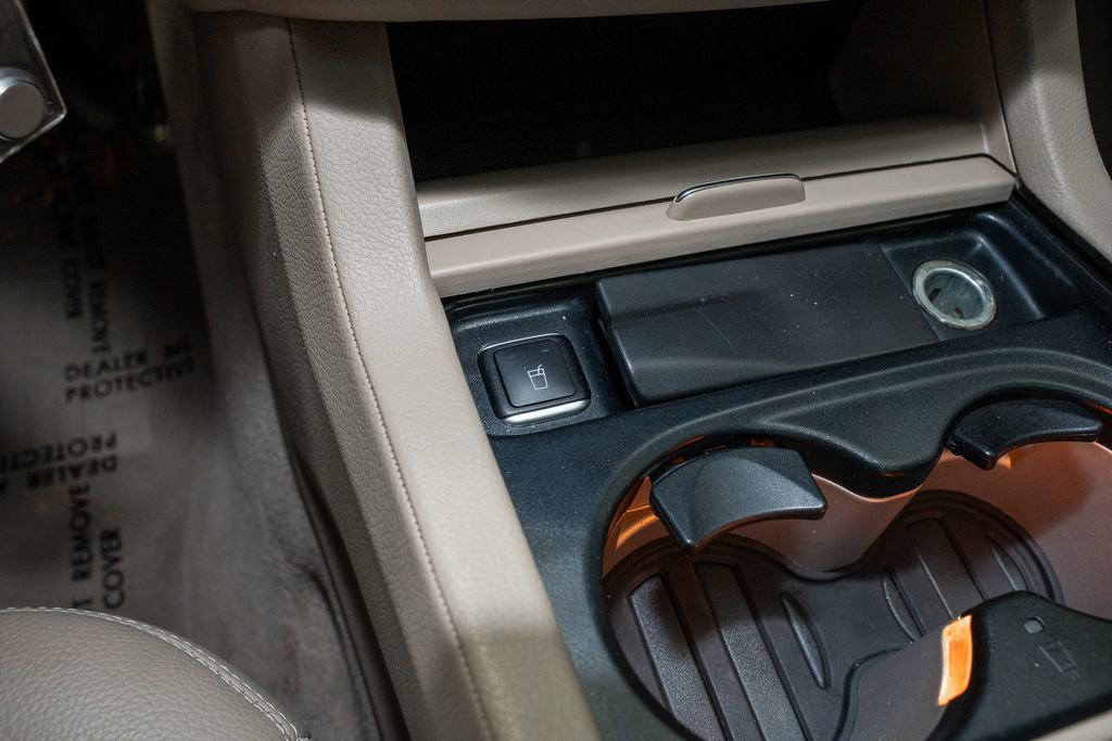 Used 2015 Mercedes-Benz GL 450 4MATIC image 17