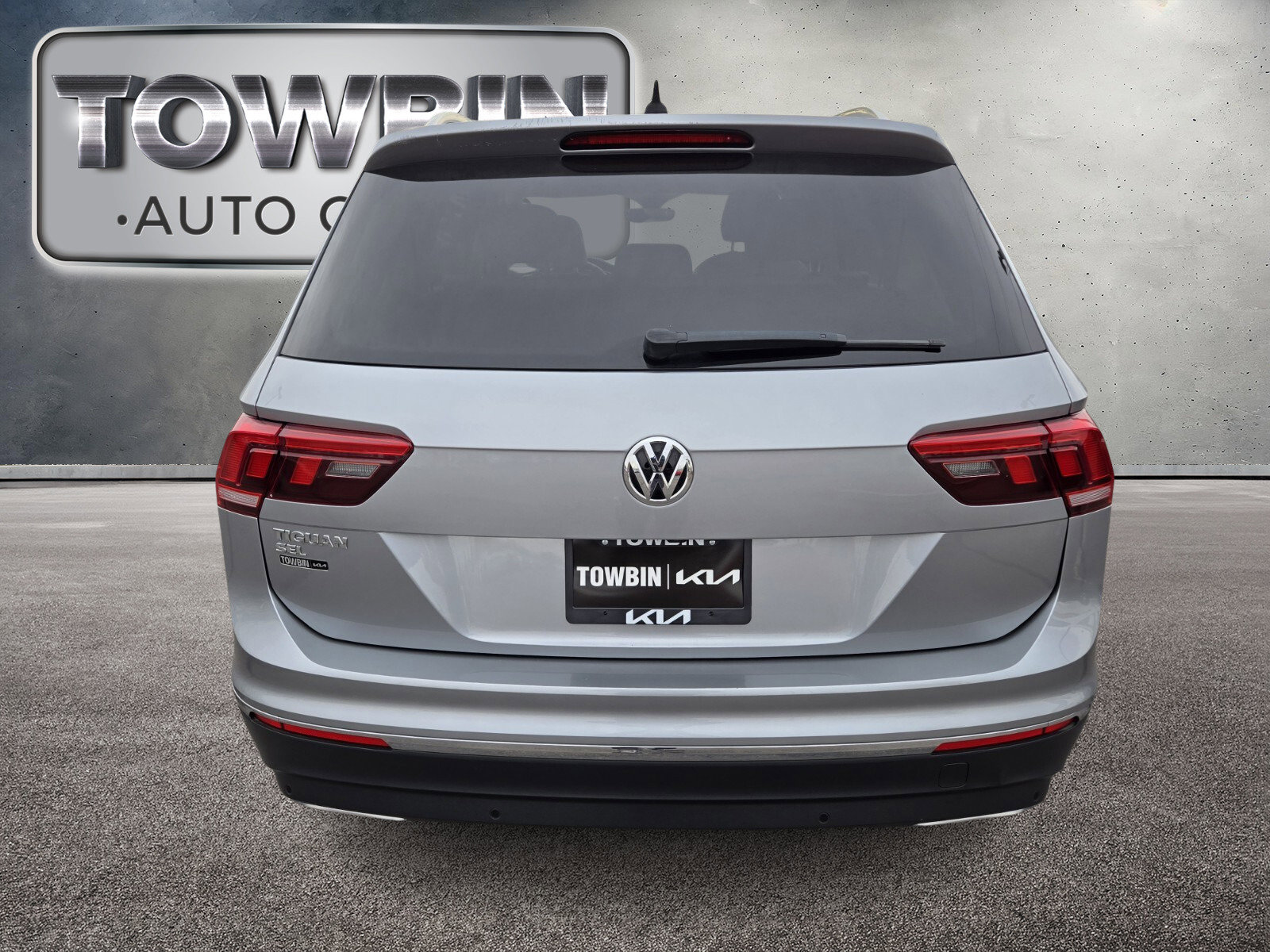 Used 2020 Volkswagen Tiguan SEL image 6