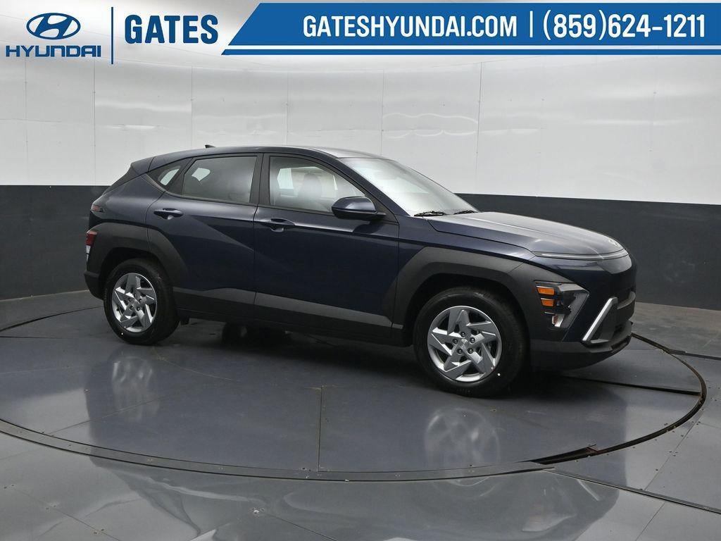 New 2027 Hyundai Kona SE FWD image 1