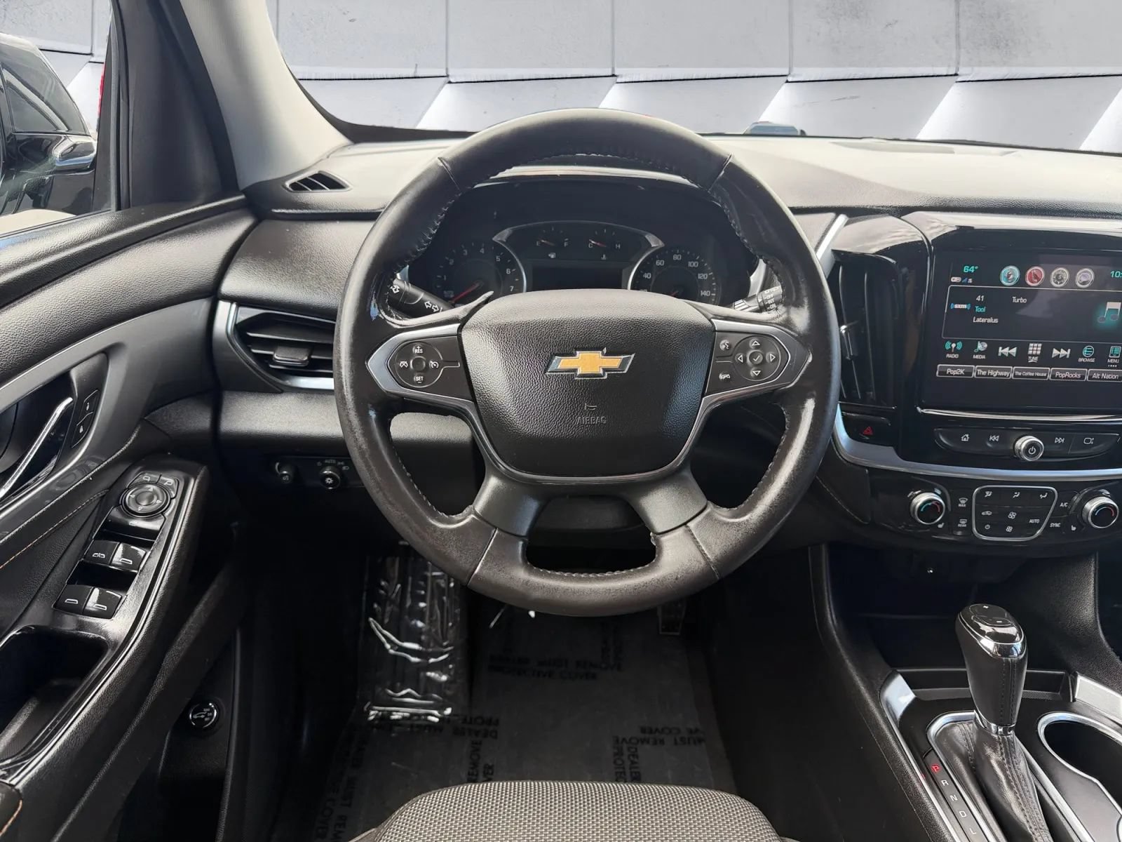 Used 2019 Chevrolet Traverse LT AWD/4WD image 12