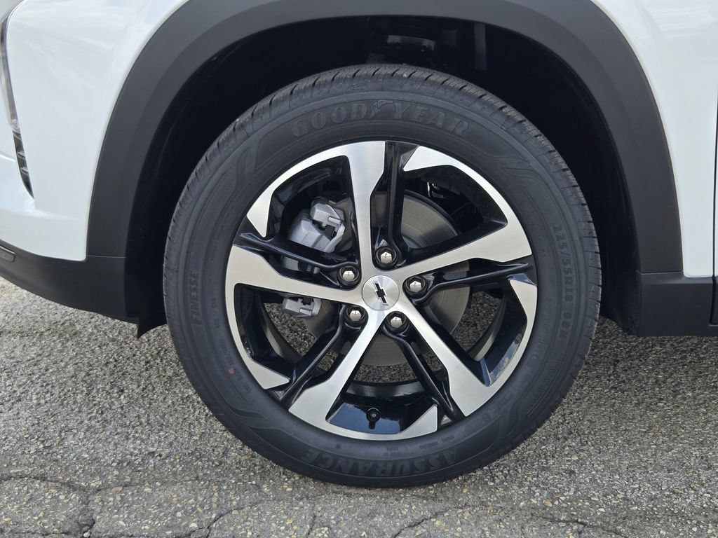 New 2026 Chevrolet Trax RS w/ Driver Confidence Package FWD image 14