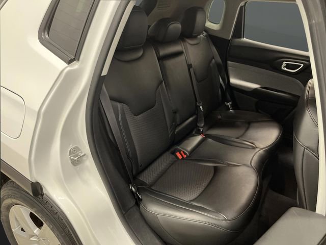 Used 2022 Jeep Compass Latitude image 28