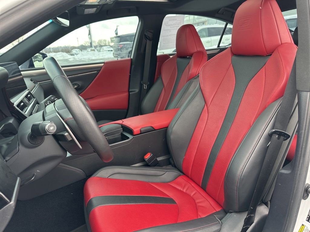 Used 2022 Lexus ES 300h F Sport w/ Accessory Package image 40