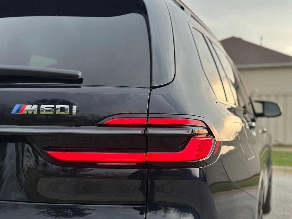 Certified 2025 BMW X7 M60i AWD/4WD image 14