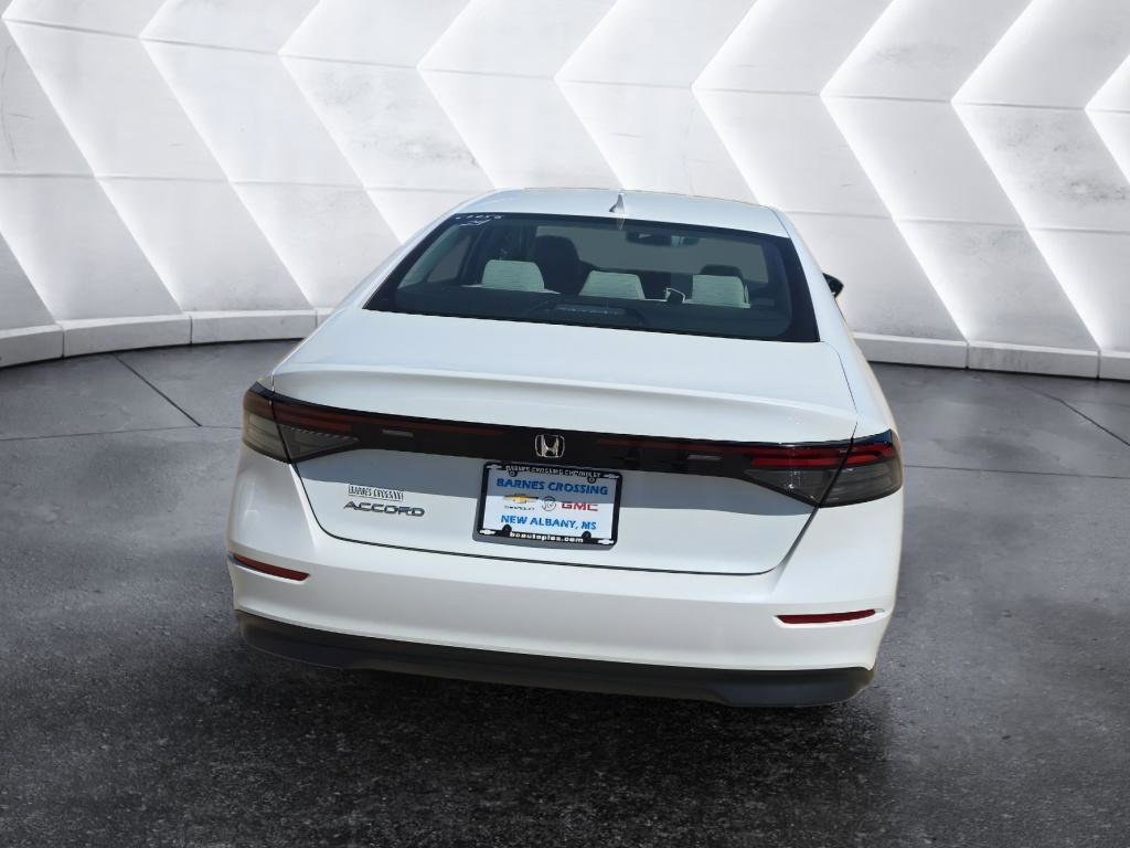 Used 2024 Honda Accord EX image 6