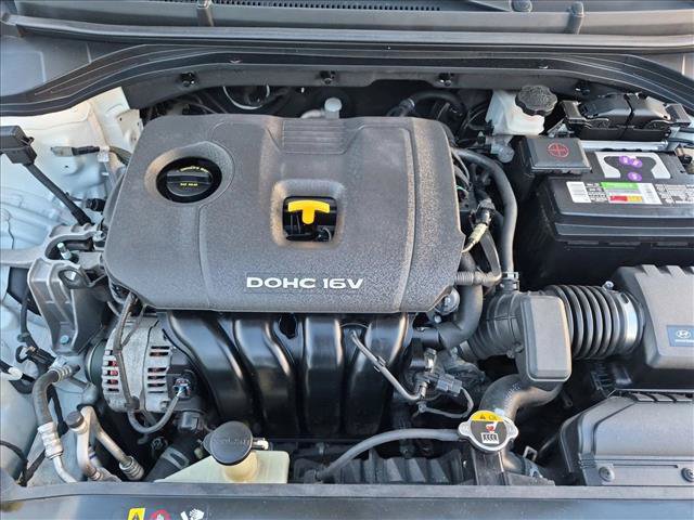 Used 2017 Hyundai Elantra SE FWD image 20