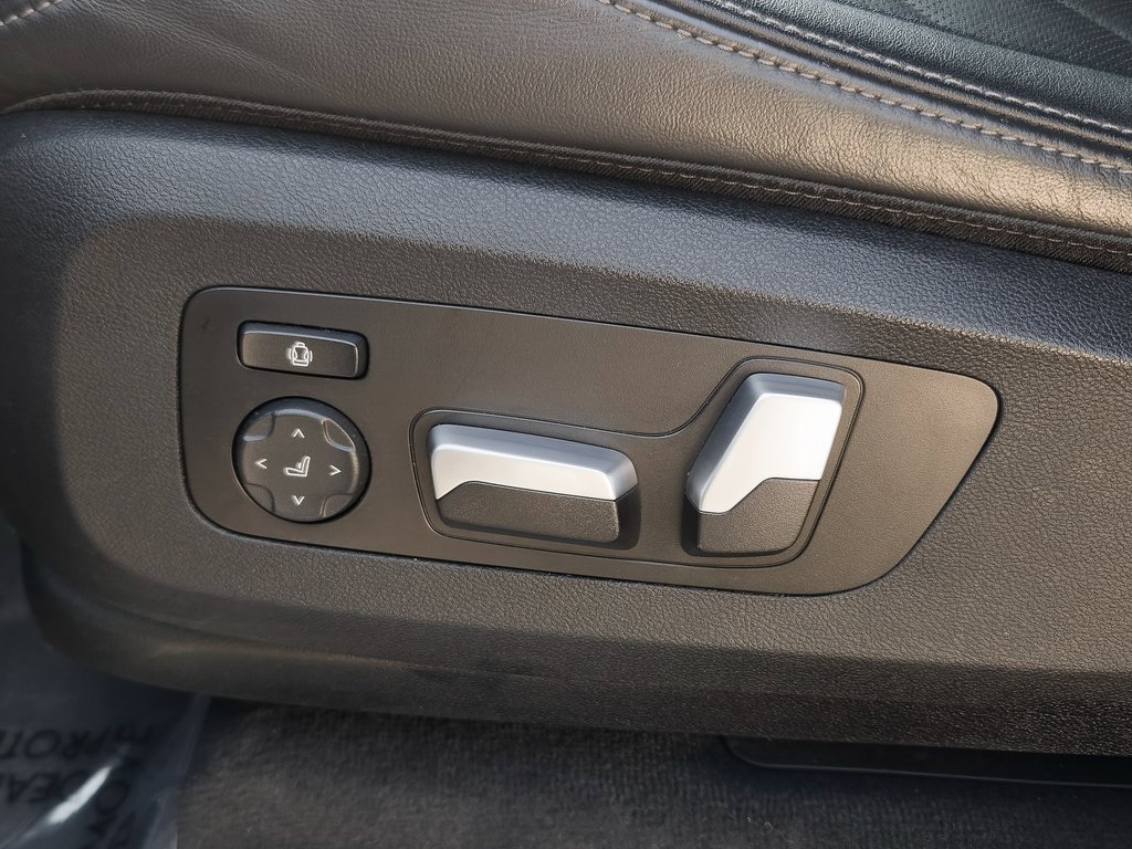 Used 2023 BMW X5 xDrive40i w/ Parking Assistance Package image 13