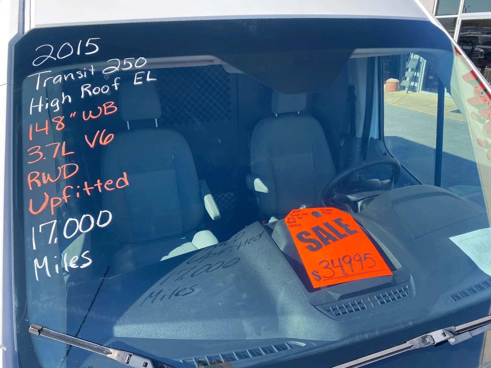Used 2015 Ford Transit 250 148 High Roof Extended RWD image 3