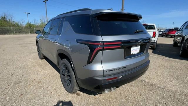 New 2026 Chevrolet Traverse LT w/ Midnight/Sport Edition AWD/4WD image 8