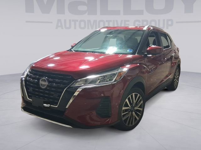 Used 2023 Nissan Kicks SV FWD image 1