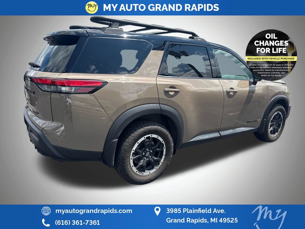 Used 2024 Nissan Pathfinder Rock Creek AWD/4WD image 7