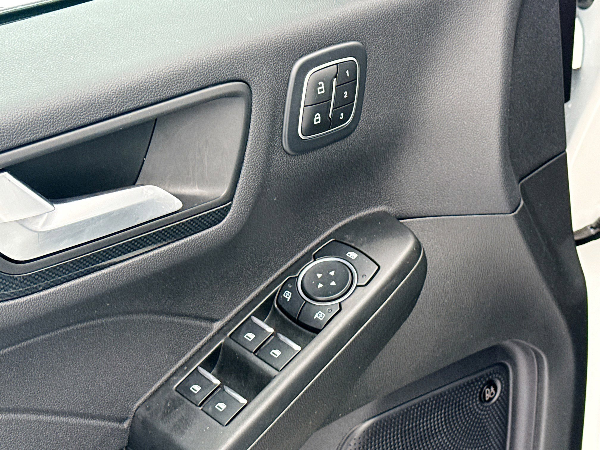 Used 2023 Ford Escape ST-Line Elite w/ Premium Technology Package image 8