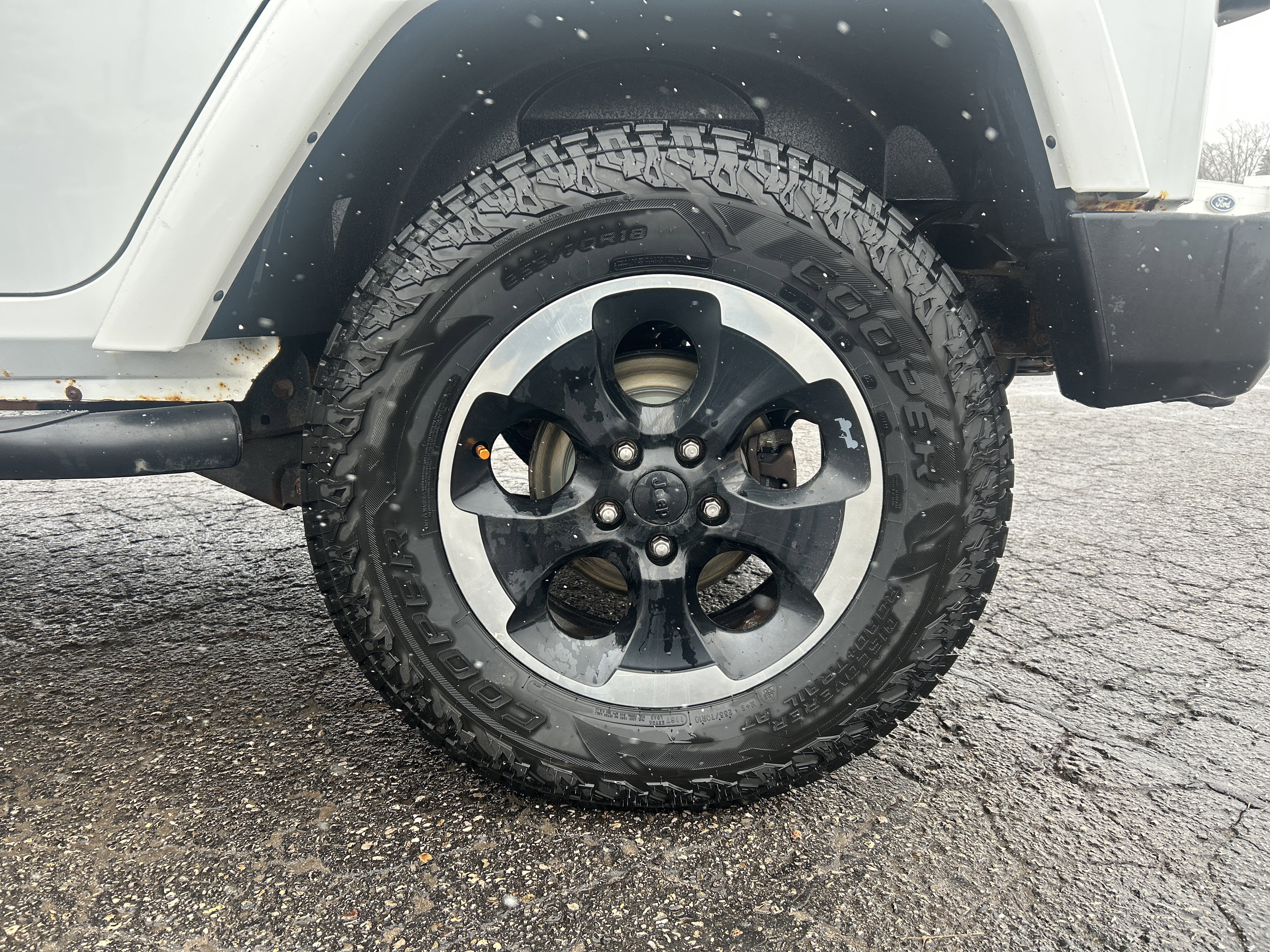 Used 2014 Jeep Wrangler Polar Edition image 22