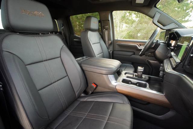 Used 2024 Chevrolet Silverado 1500 High Country w/ Midnight Edition image 26