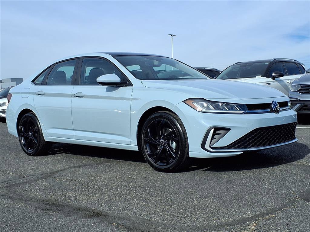 New 2026 Volkswagen Jetta SE
