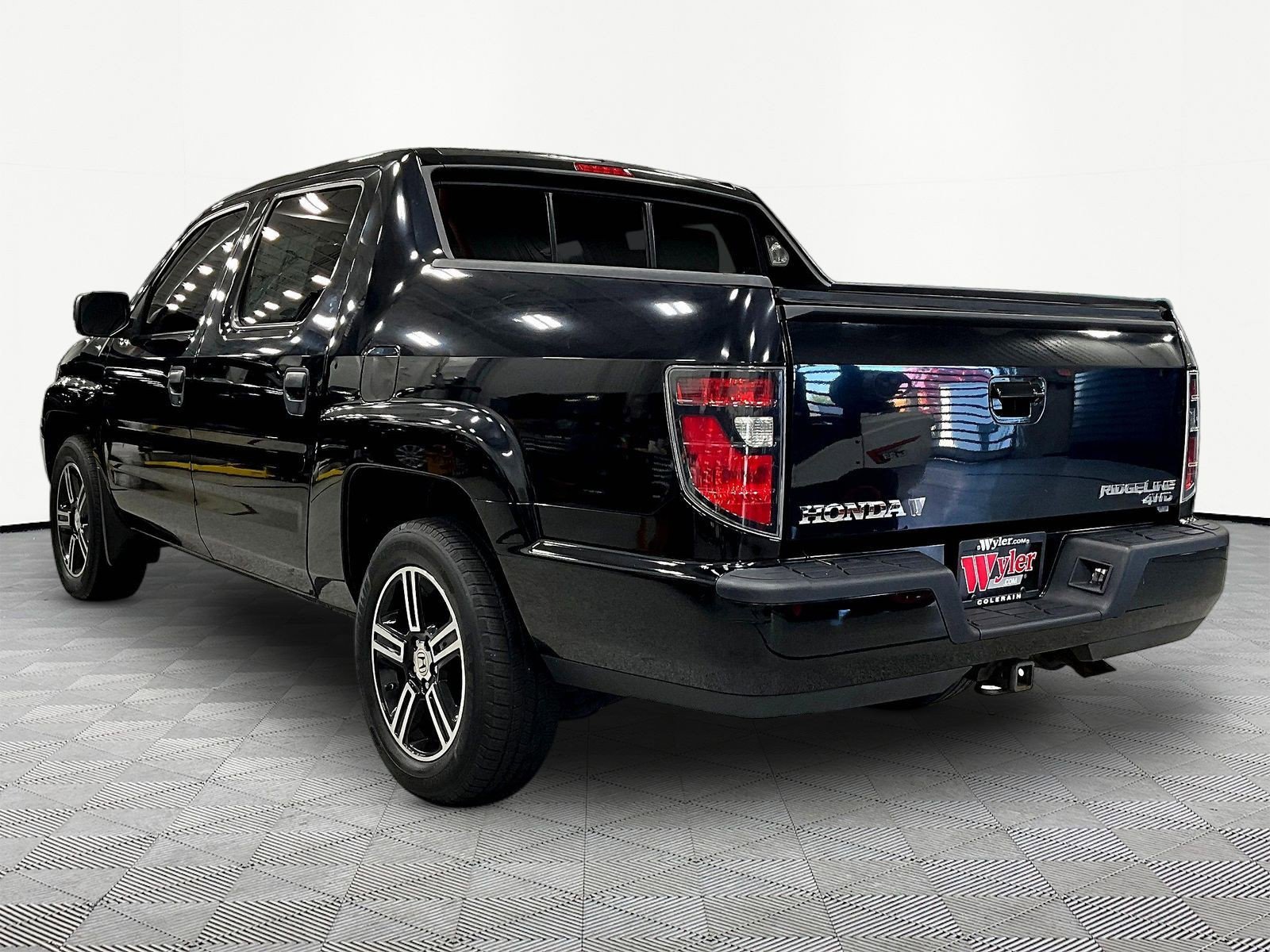 Used 2013 Honda Ridgeline Sport image 4