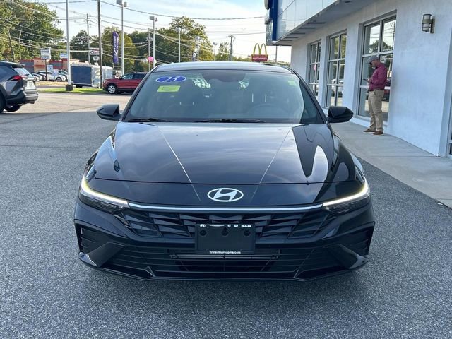 Used 2025 Hyundai Elantra Sport w/ Cargo Package image 8