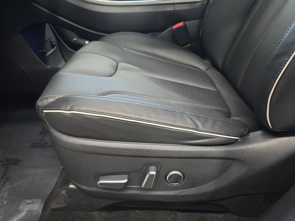 Used 2024 Hyundai Palisade SEL AWD/4WD image 30