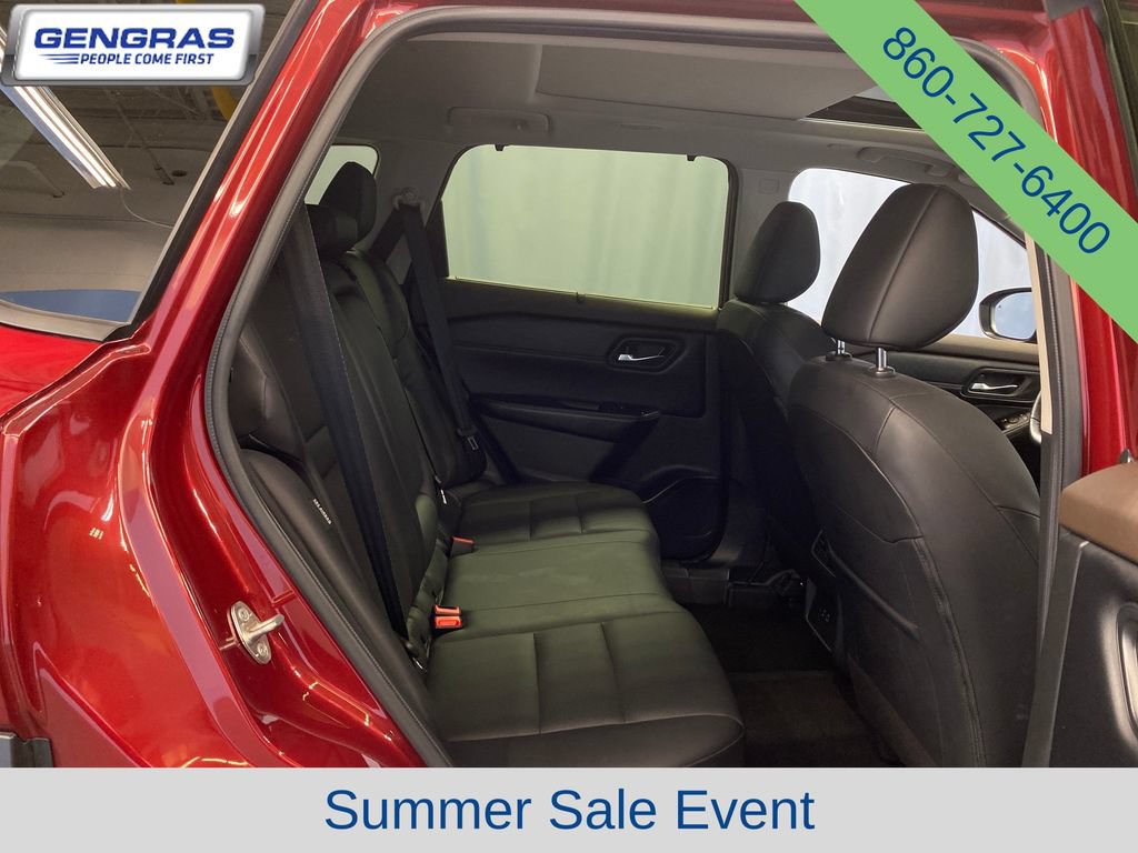 Used 2023 Nissan Rogue SV w/ SV Premium B Package AWD/4WD image 38