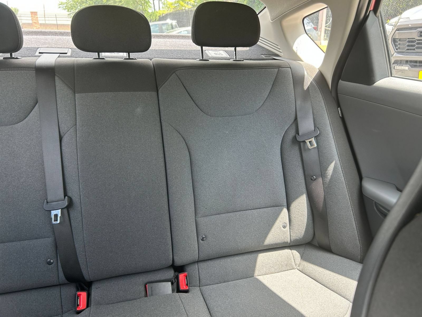 Used 2025 Kia K4 FWD image 31