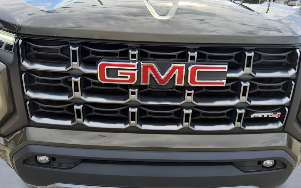 Used 2023 GMC Canyon AT4 w/ AT4 Premium Package AWD/4WD image 44