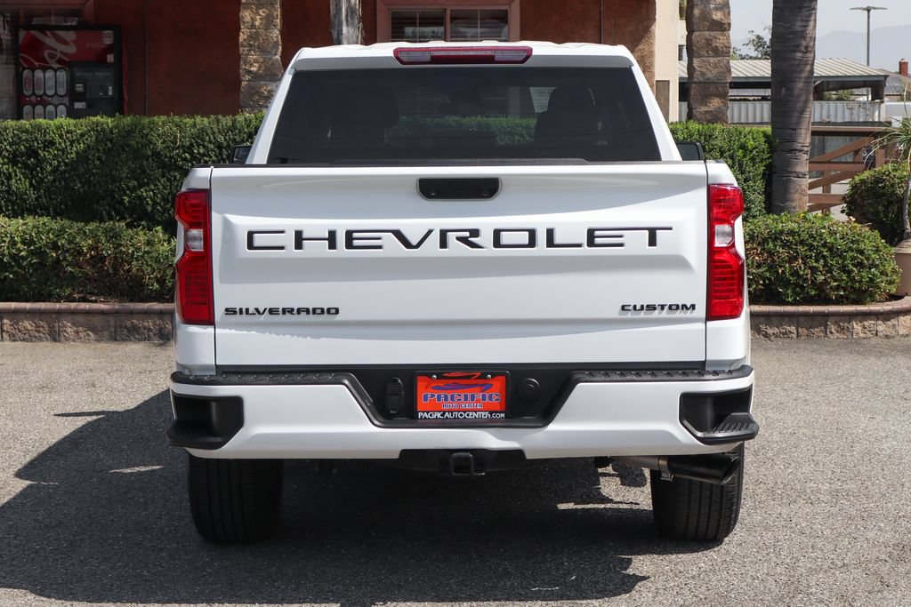 Used 2023 Chevrolet Silverado 1500 Custom w/ LPO, Dark Essentials Package RWD image 7