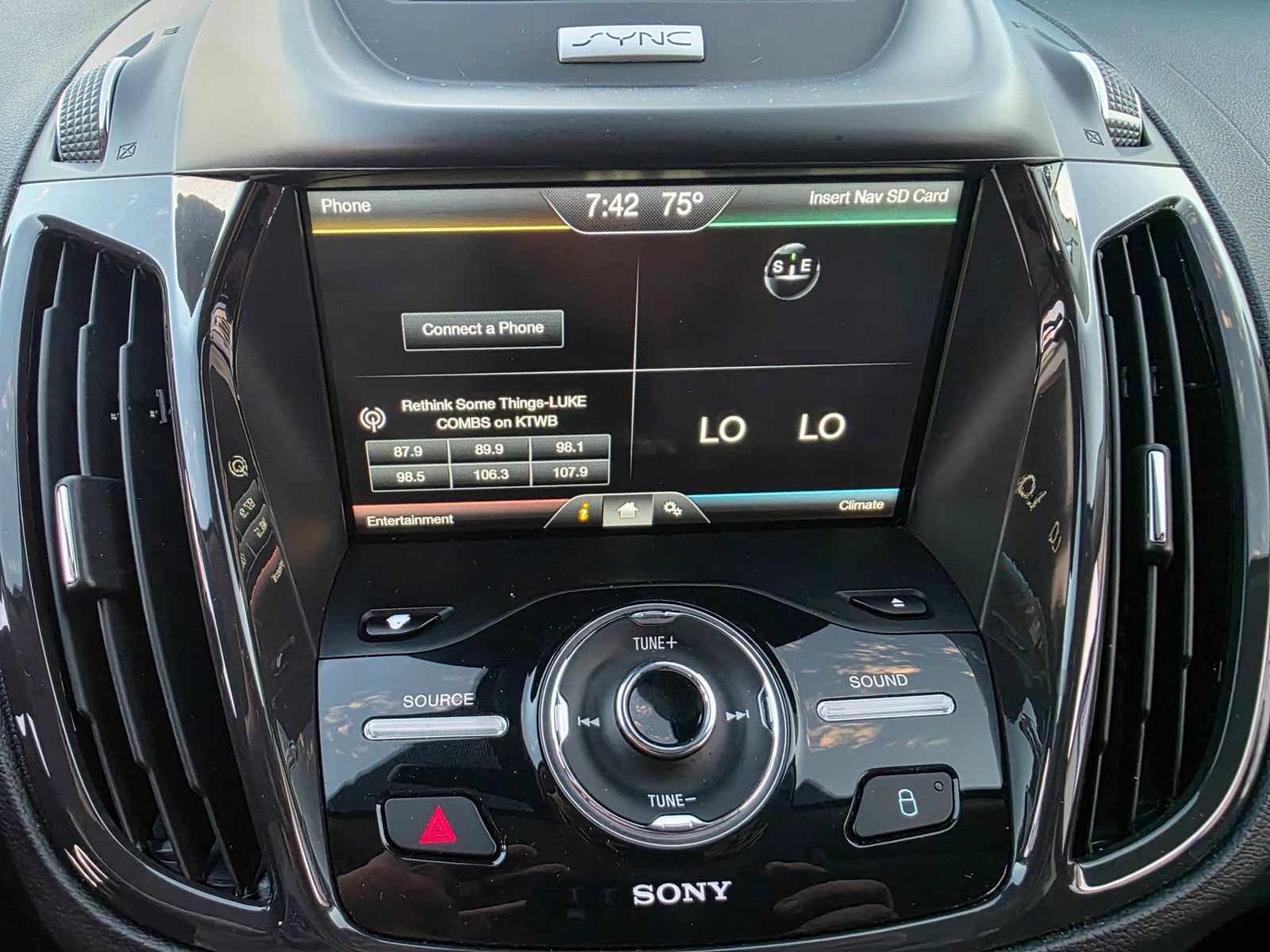Used 2015 Ford Escape Titanium AWD/4WD image 15