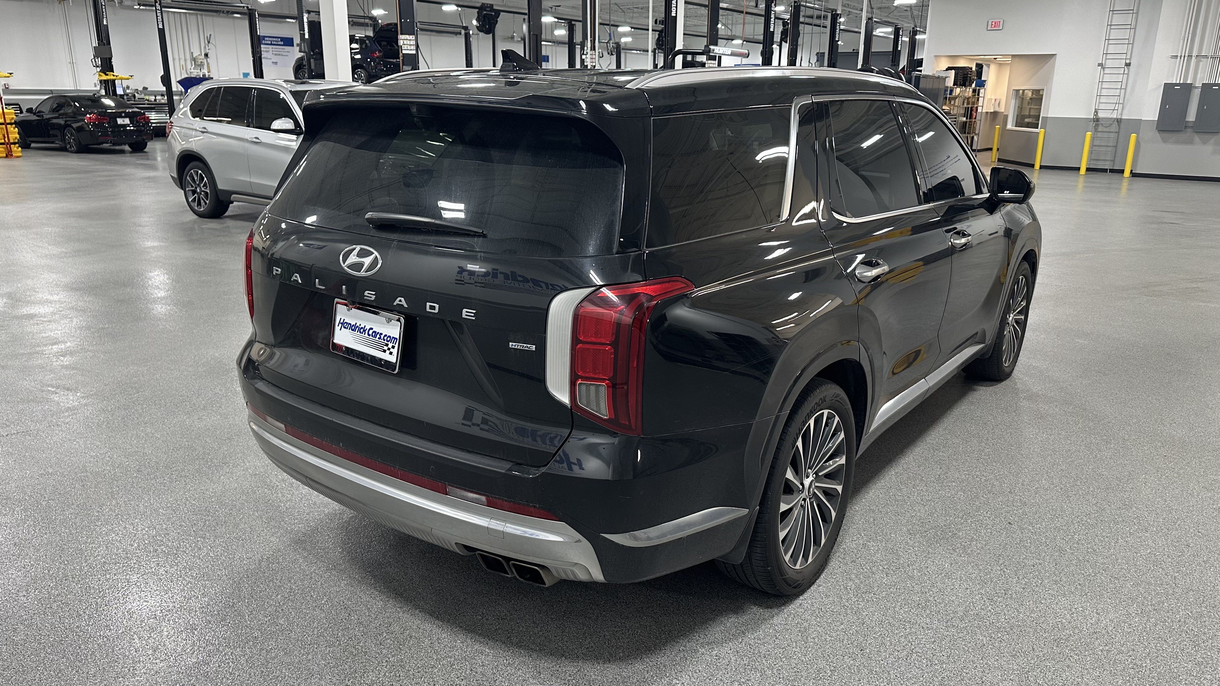Used 2023 Hyundai Palisade Calligraphy AWD/4WD image 10