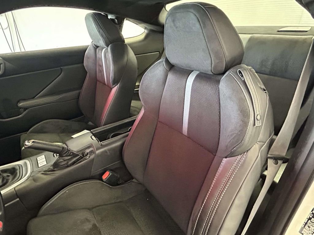 Certified 2023 Toyota GR86 Premium RWD image 18