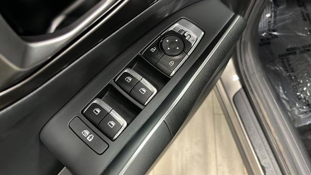 Used 2025 Kia Sorento EX w/ EX Panoramic Sunroof Package AWD/4WD image 21