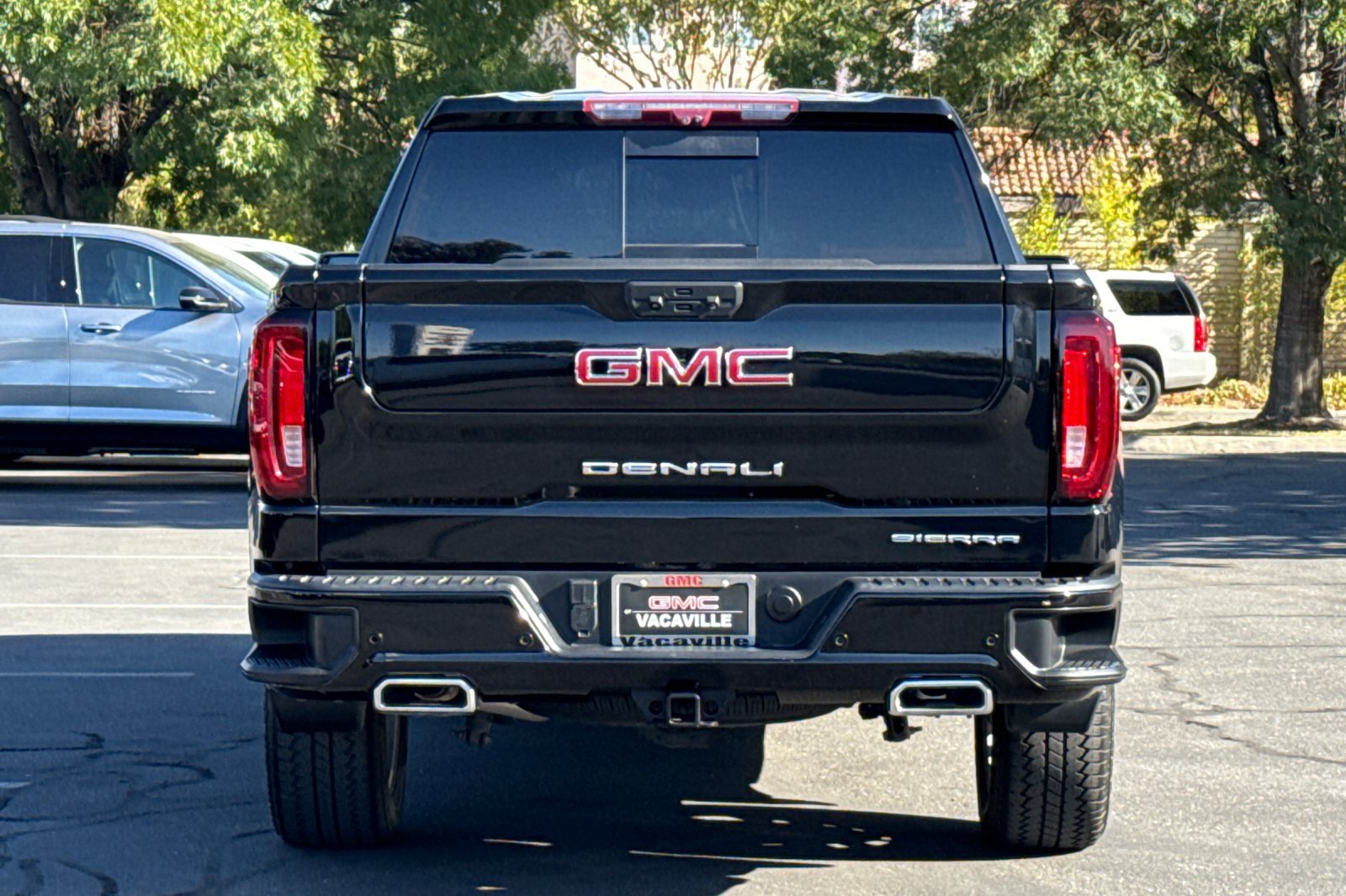 Used 2024 GMC Sierra 1500 Denali w/ Technology Package AWD/4WD image 6
