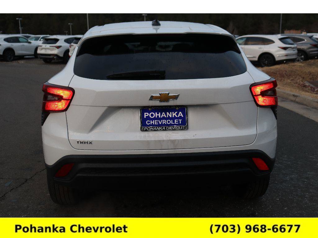 New 2026 Chevrolet Trax LS image 6