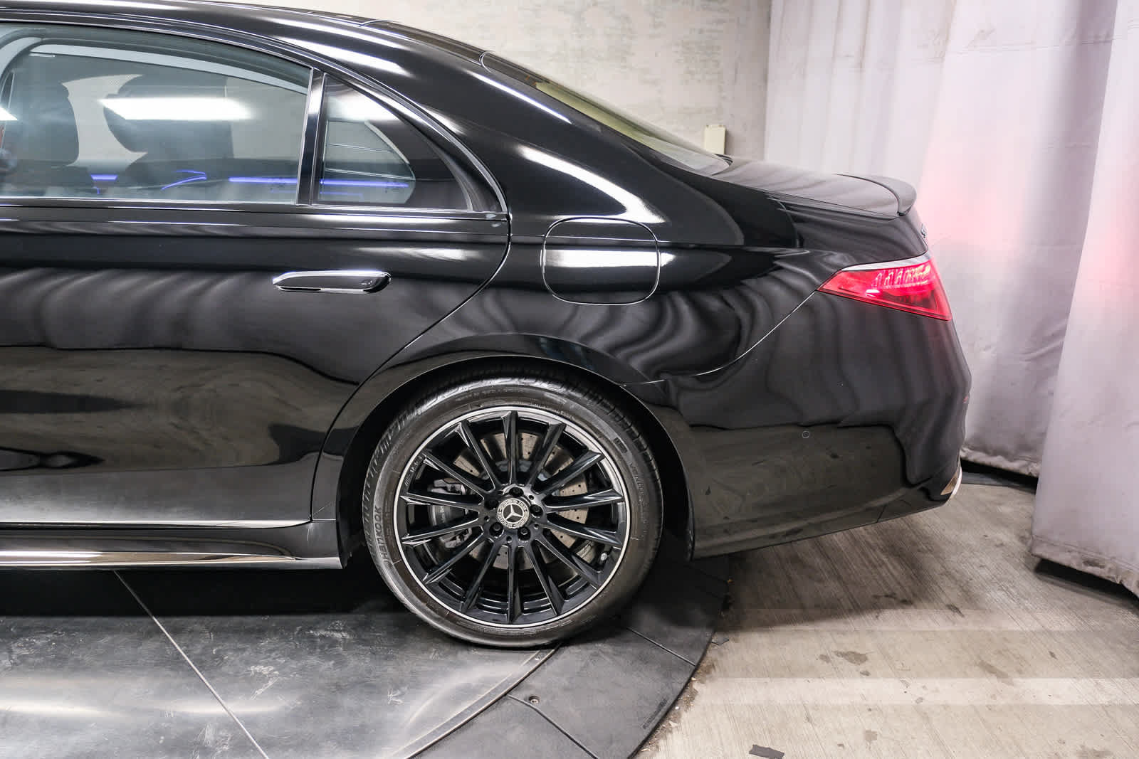 Used 2023 Mercedes-Benz S 580e 4MATIC Sedan image 8