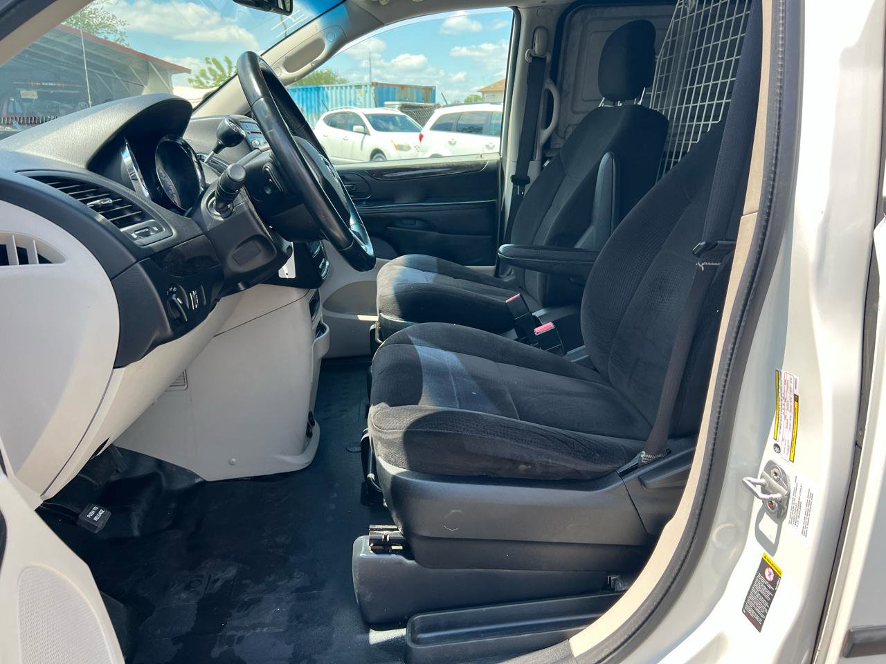 Used 2013 RAM C/V Tradesman w/ UConnect Hands-Free Group FWD image 14