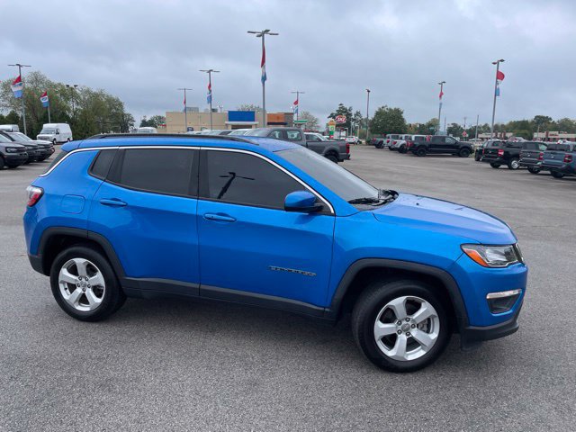 Used 2020 Jeep Compass Latitude FWD image 2