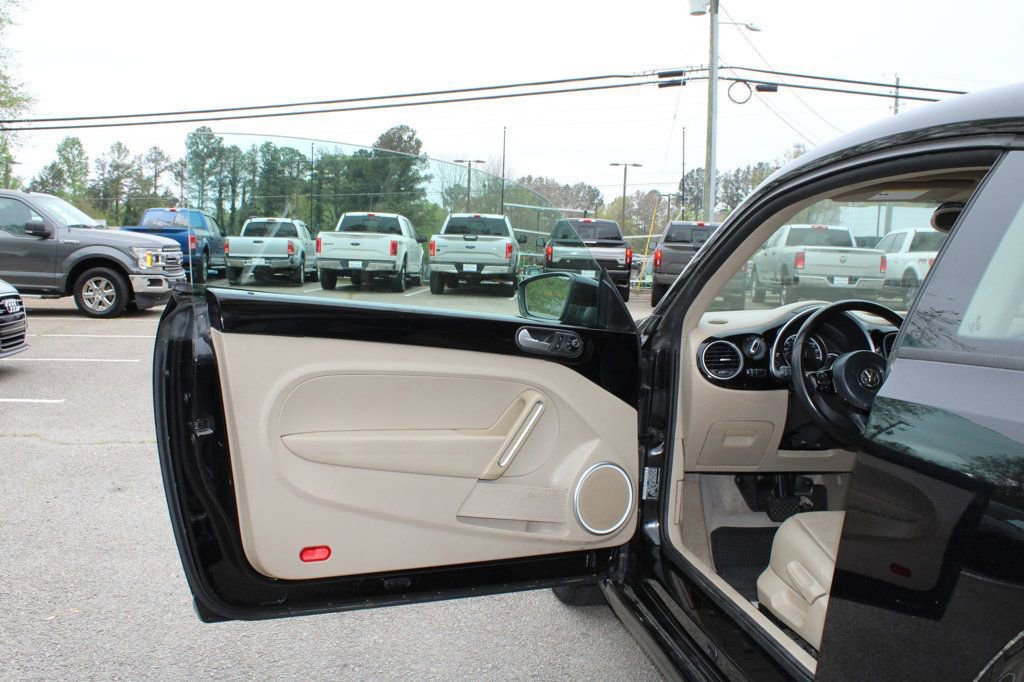 Used 2016 Volkswagen Beetle 1.8T SEL FWD image 23