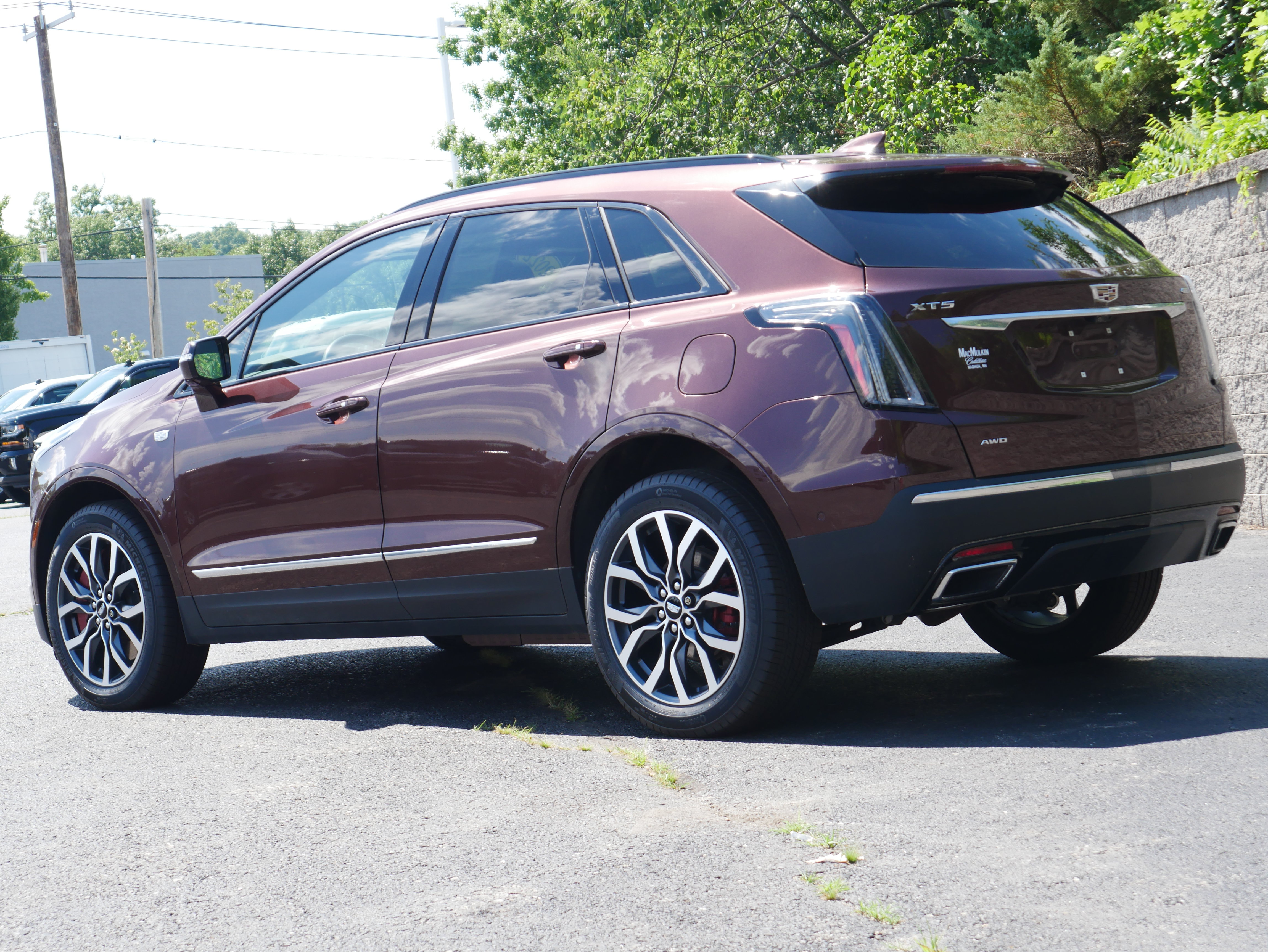 Certified 2022 Cadillac XT5 Sportv w/ Technology Package AWD/4WD image 4