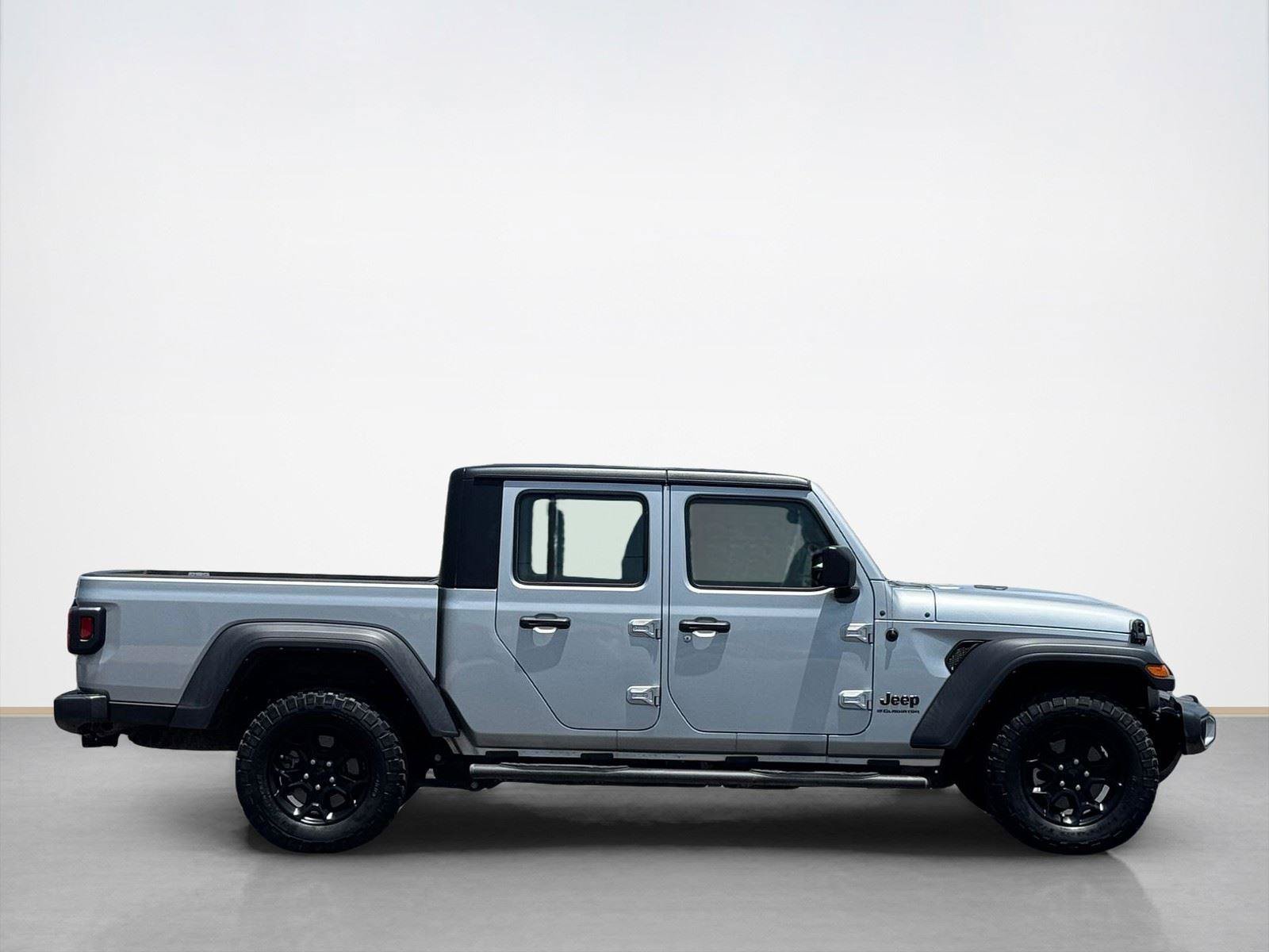 Used 2023 Jeep Gladiator Sport w/ Trailer Tow Package AWD/4WD image 9