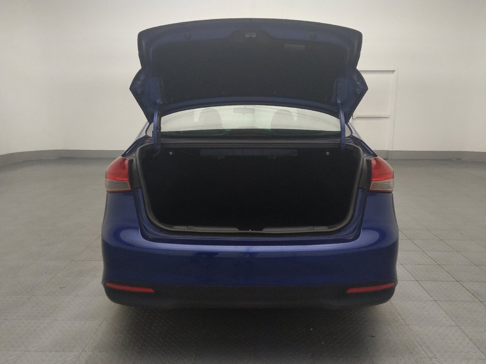 Used 2017 Kia Forte LX image 29